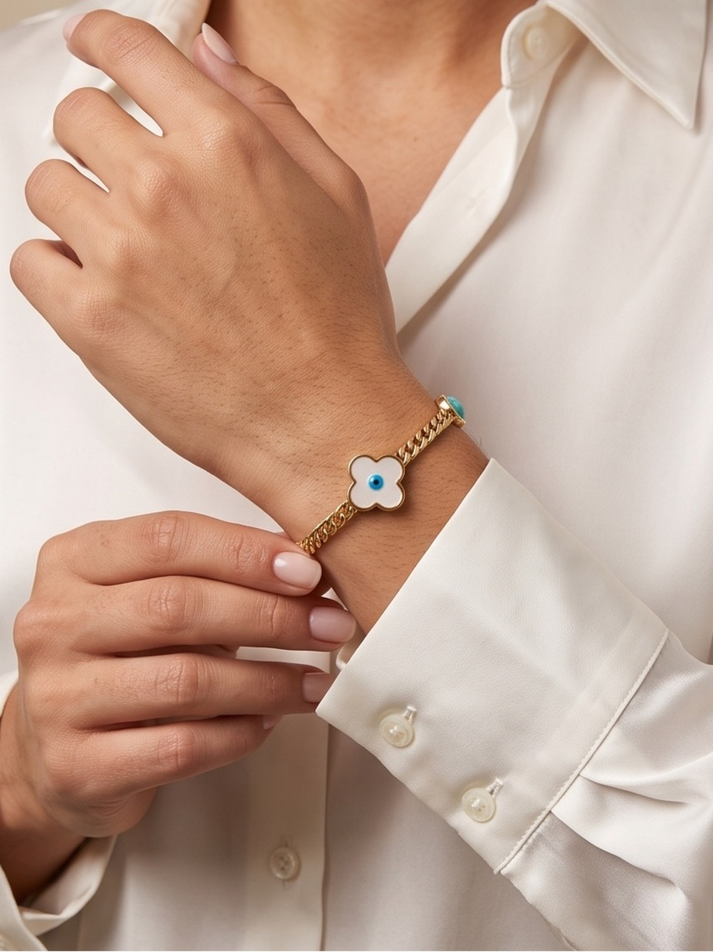 Gold Chain Bracelet with White Flower Charm - Women Jewelry size adjustable